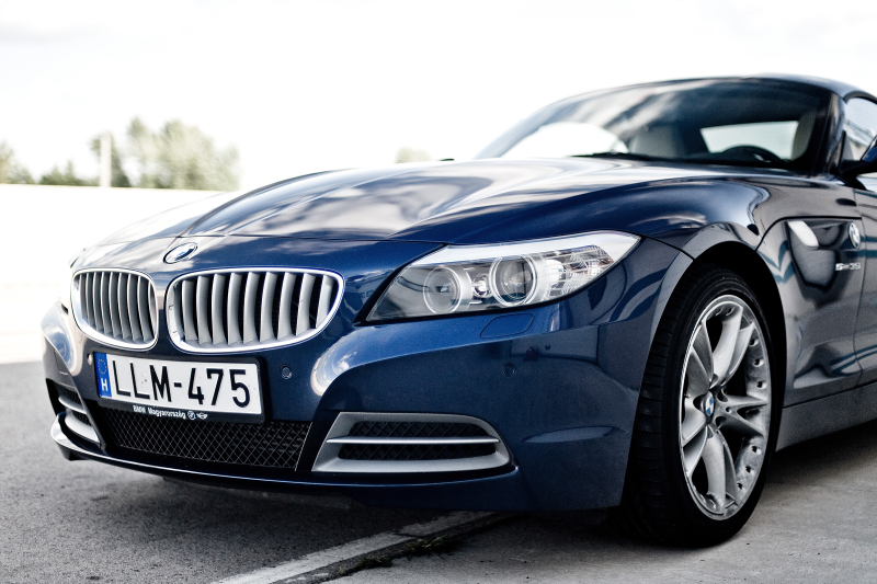 Illustration for article titled Trackside With the New BMW Z4
